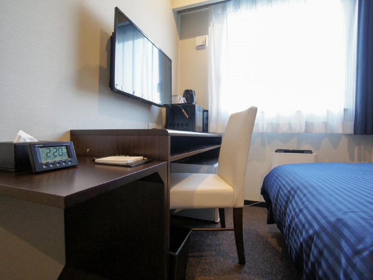 Hotel Livemax Premium Umeda East Osaka Exterior photo